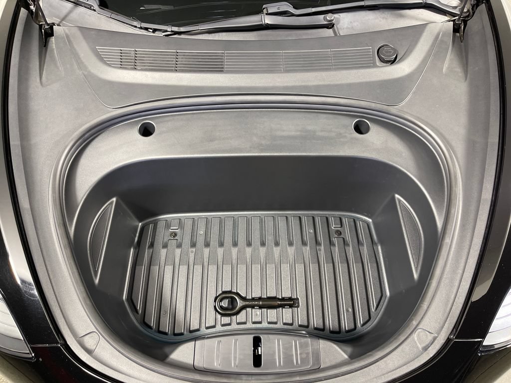 Used 2021 Tesla Model 3 Standard Range Plus RWD image 9