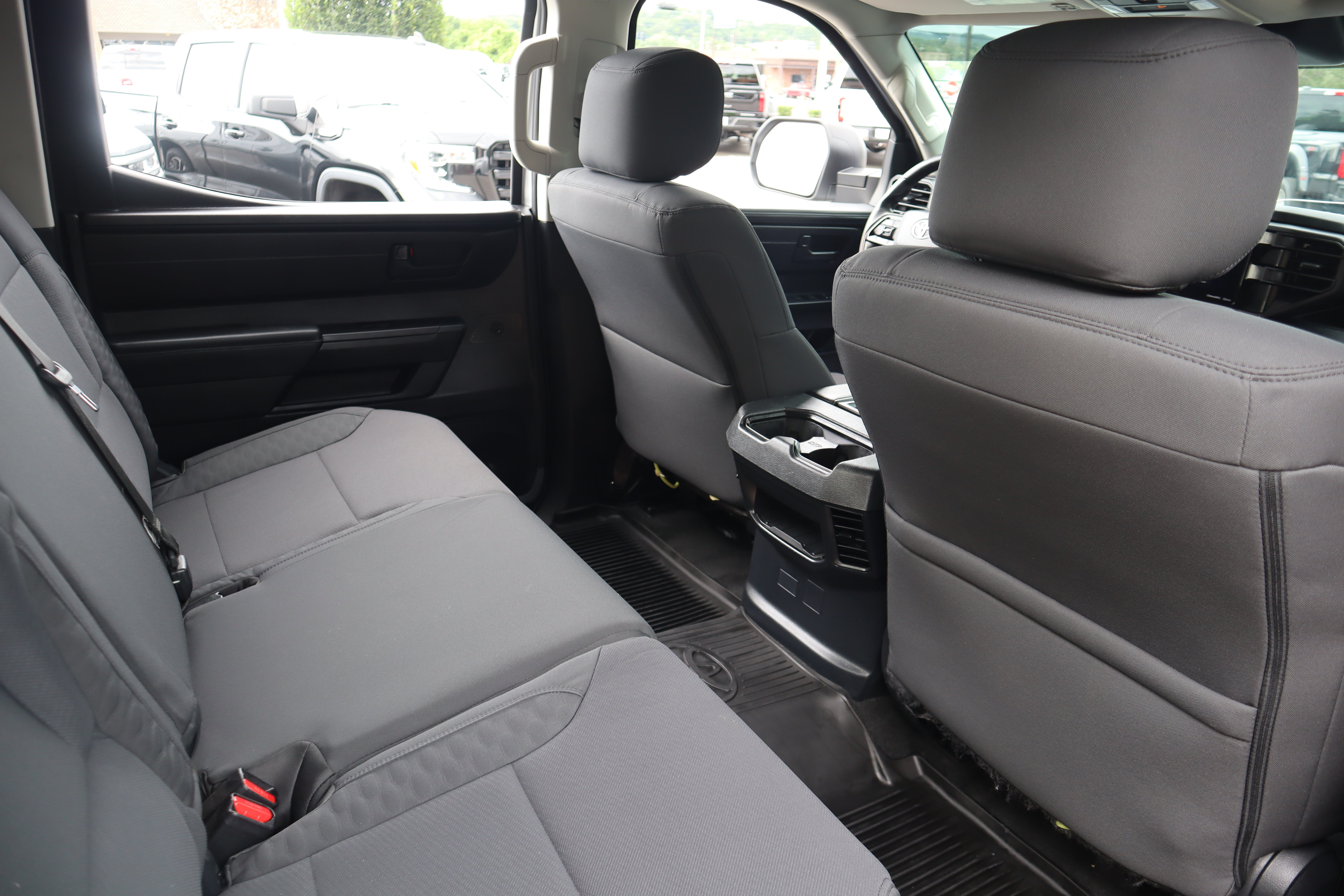 Used 2023 Toyota Tundra SR AWD/4WD image 29