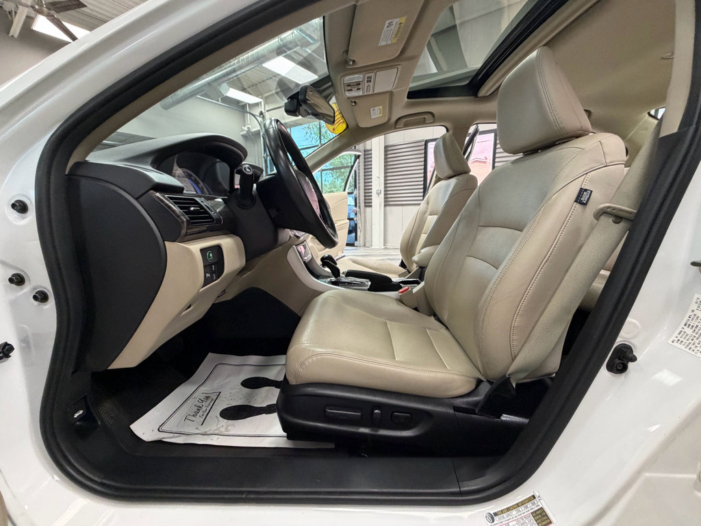 Used 2016 Honda Accord Touring image 61