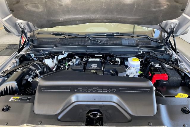 Used 2024 RAM 2500 Laramie AWD/4WD image 9