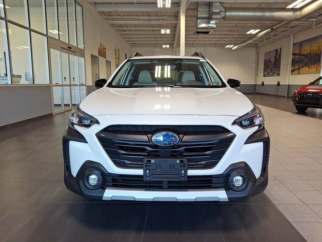 Certified 2023 Subaru Outback Limited AWD/4WD image 2
