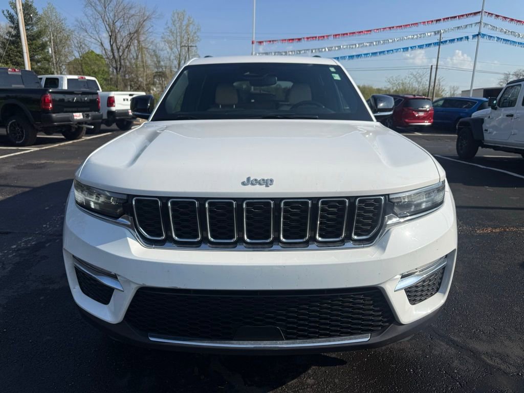 Certified 2024 Jeep Grand Cherokee Limited AWD/4WD image 3
