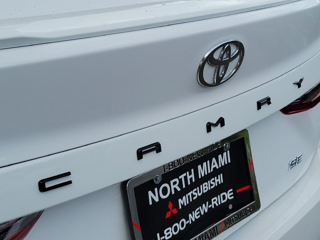 Used 2026 Toyota Camry SE FWD image 9