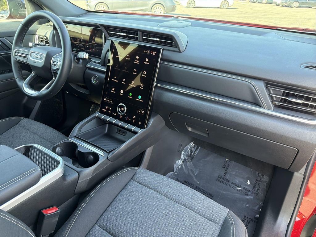 Used 2026 GMC Terrain Elevation image 32