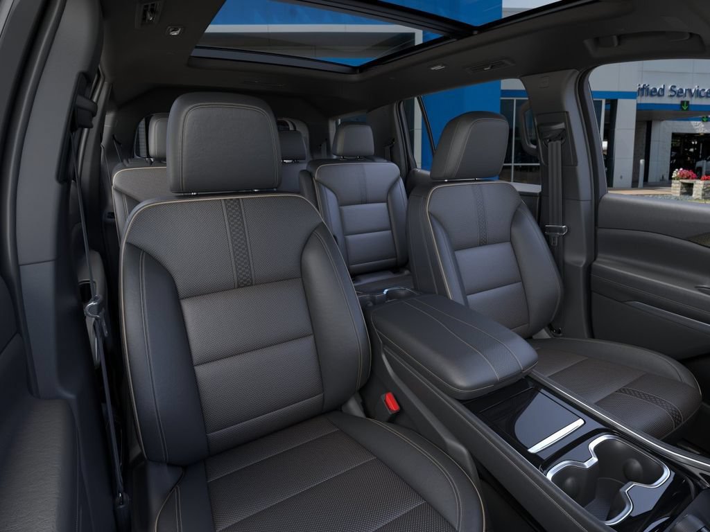 New 2026 Chevrolet Traverse High Country w/ LPO, Floor Liner Package AWD/4WD image 16
