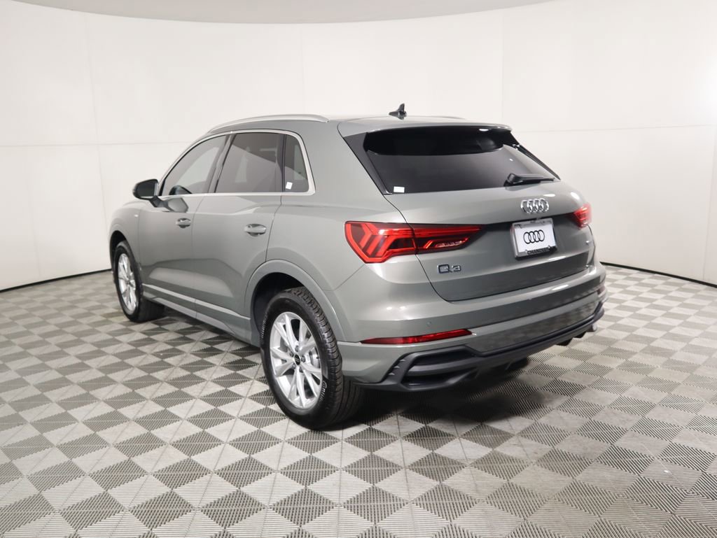 Used 2025 Audi Q3 2.0T Premium w/ Convenience Package image 8