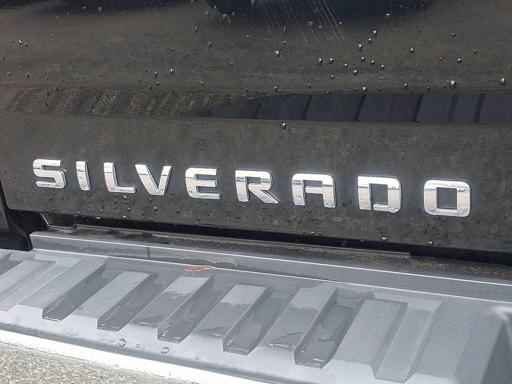 Used 2018 Chevrolet Silverado 1500 LT w/ All Star Edition AWD/4WD image 29