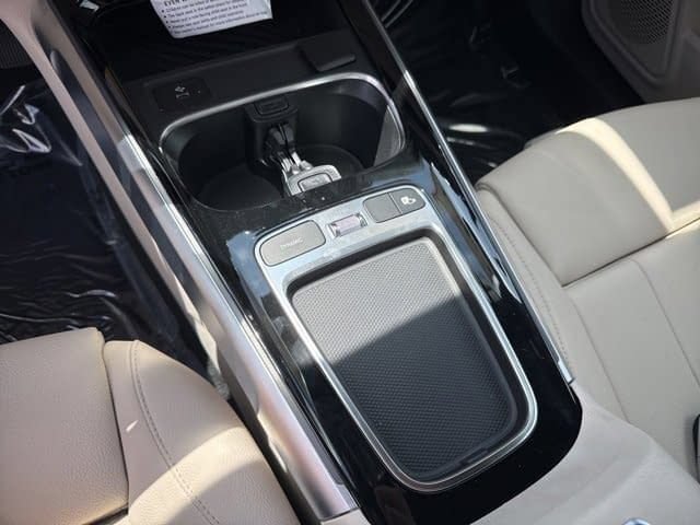 Certified 2025 Mercedes-Benz GLB 250 image 19