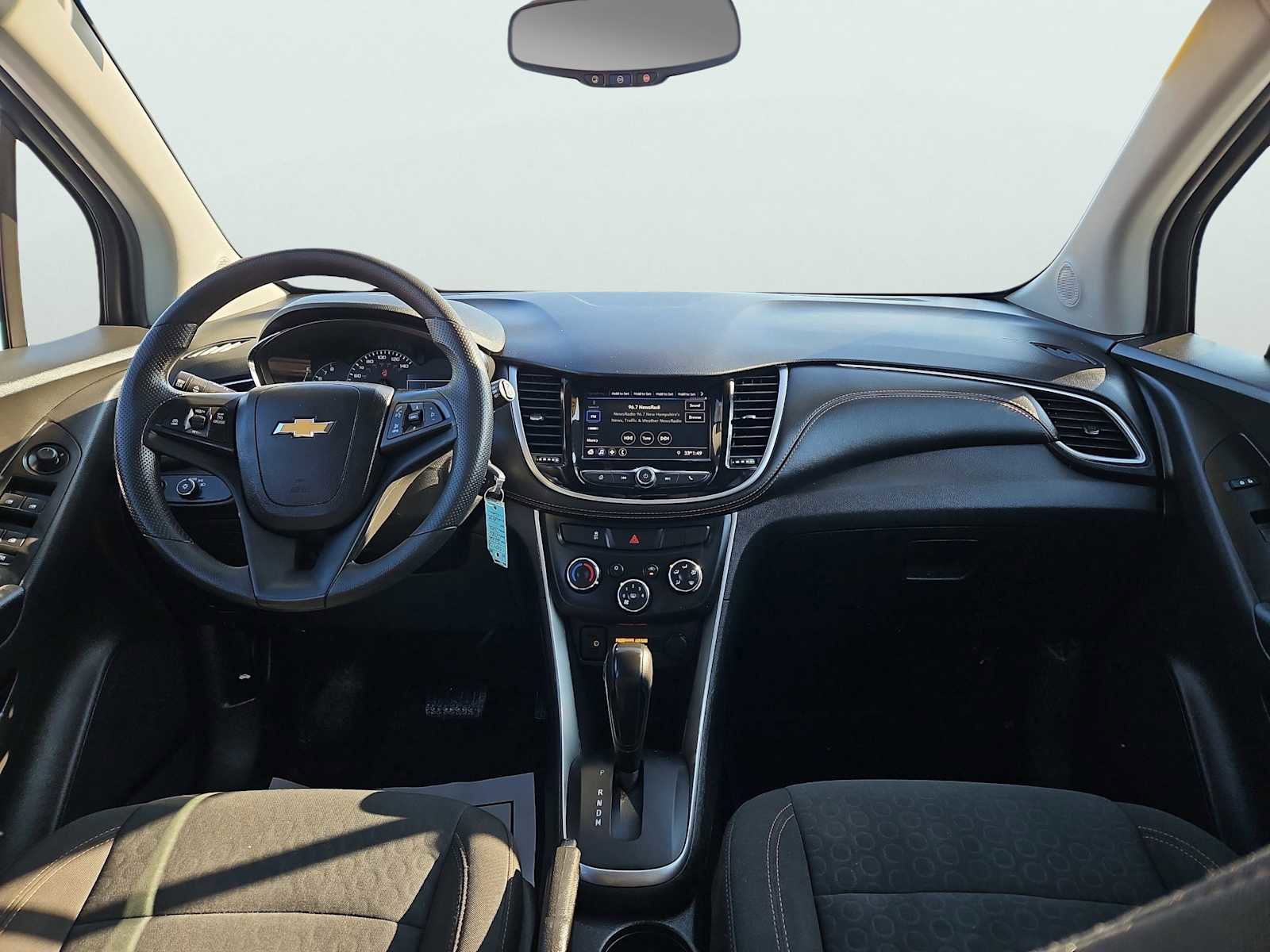 Certified 2022 Chevrolet Trax LS w/ Tint and Cruise Package image 11