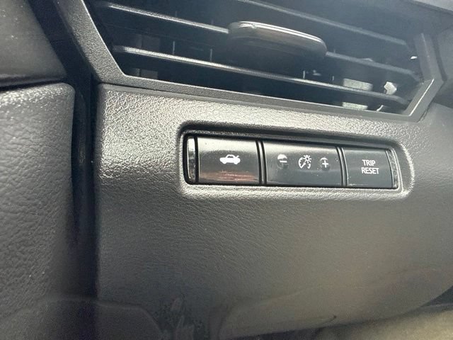 Used 2020 Nissan Altima 2.5 S FWD image 25