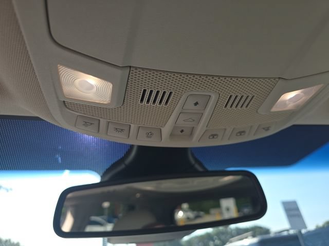Used 2019 Ford Edge Titanium w/ Equipment Group 301A FWD image 25