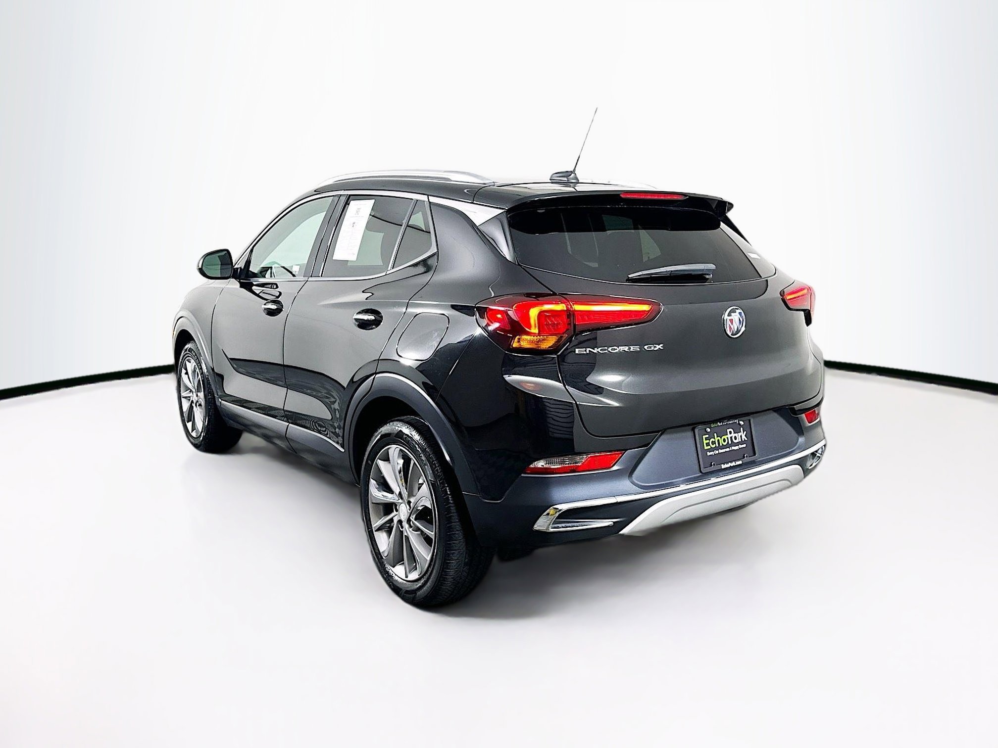 Used 2023 Buick Encore GX Essence w/ Experience Buick Package image 5