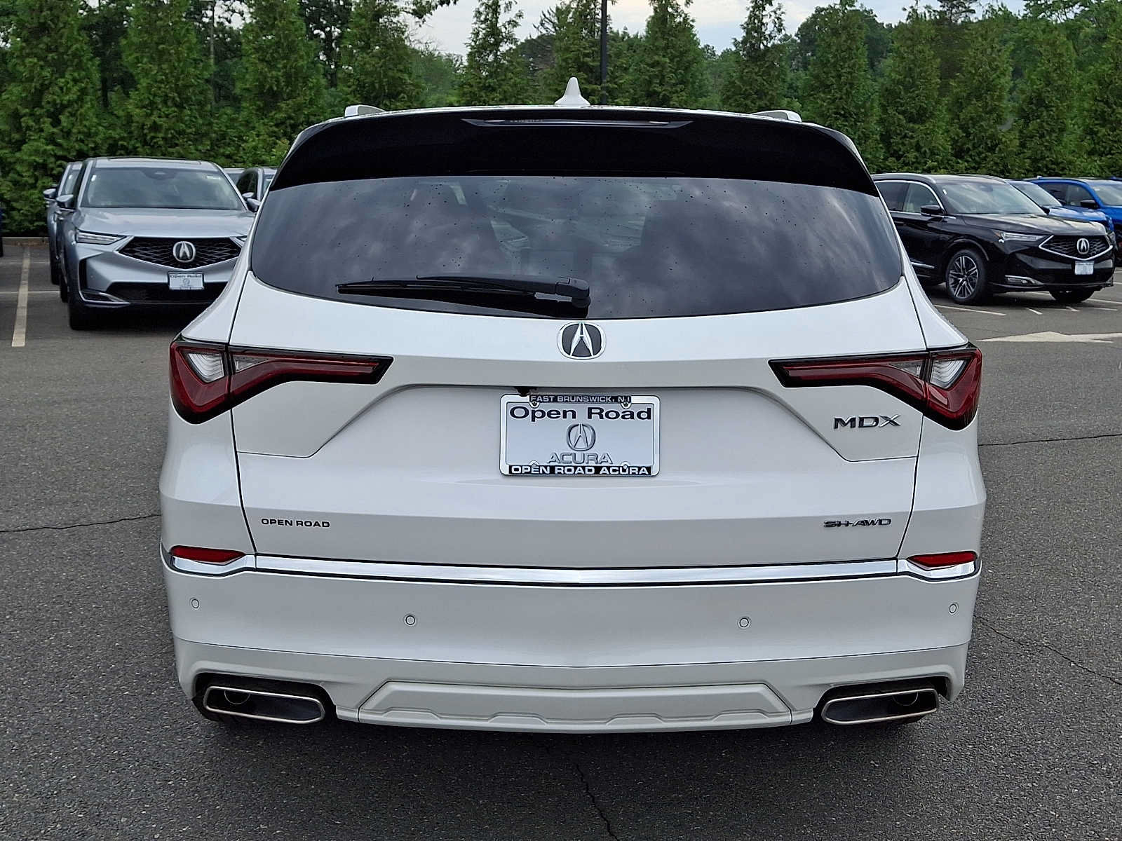 Certified 2026 Acura MDX w/ Advance Package AWD/4WD image 5