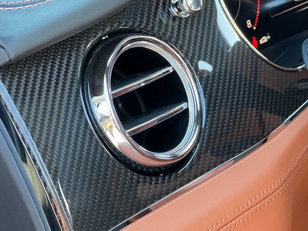 Certified 2025 Bentley Bentayga image 57