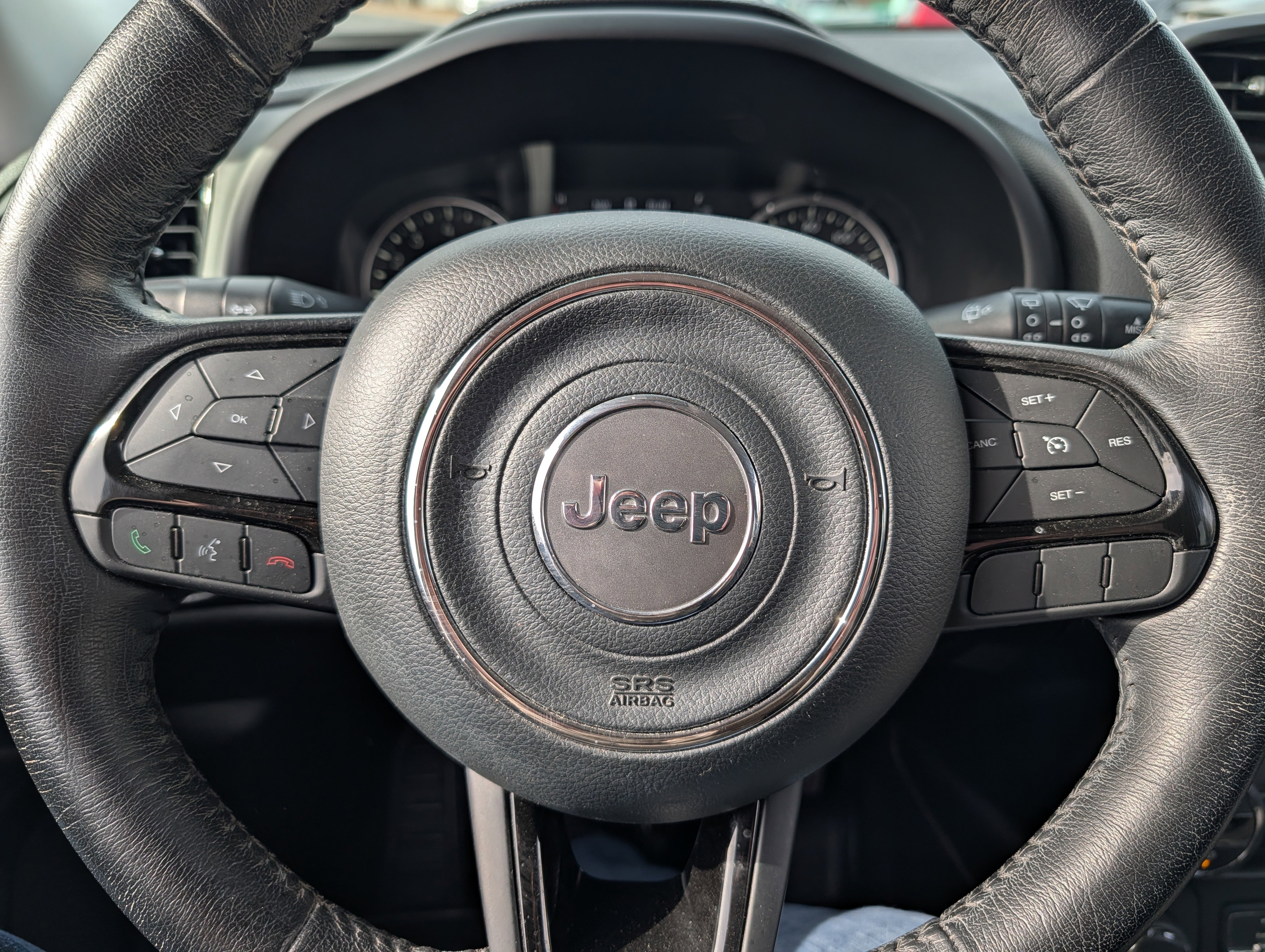 Used 2017 Jeep Renegade Altitude AWD/4WD image 18