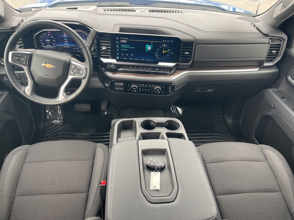 Used 2025 Chevrolet Silverado 1500 LT image 16