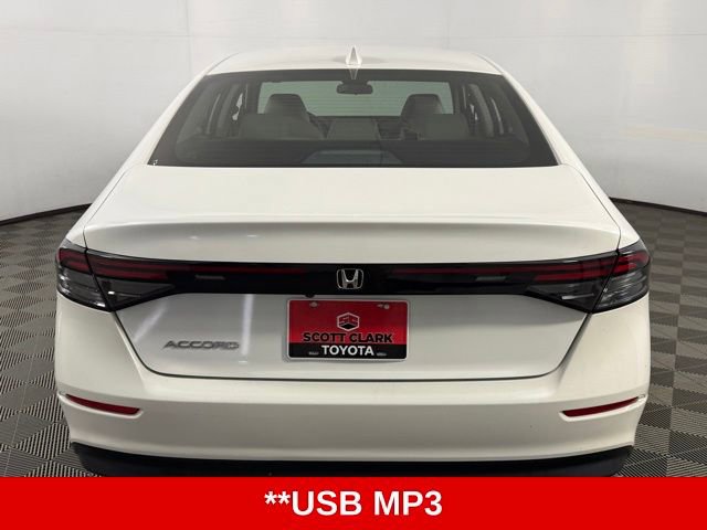 Used 2023 Honda Accord EX image 7