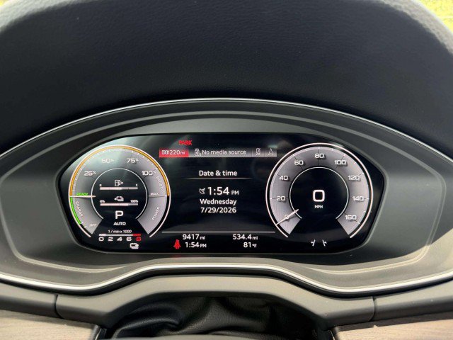 Certified 2025 Audi Q5 e Premium Plus w/ Premium Plus Package AWD/4WD image 11