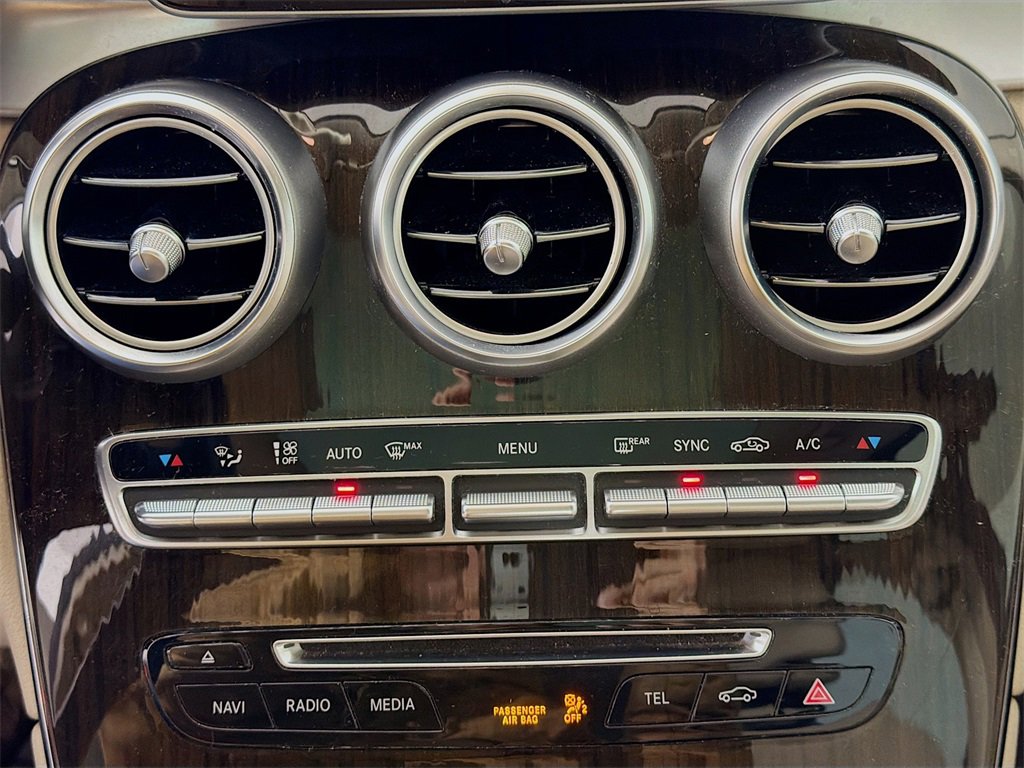 Certified 2018 Mercedes-Benz GLC 300 4MATIC image 19