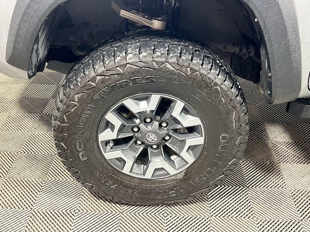 Certified 2023 Toyota Tacoma TRD Off-Road w/ Advanced Technology Package image 28