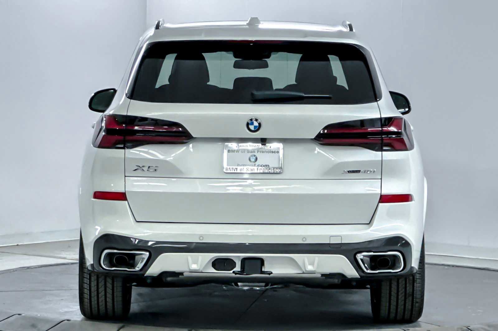 New 2026 BMW X5 xDrive40i w/ Executive Package image 7