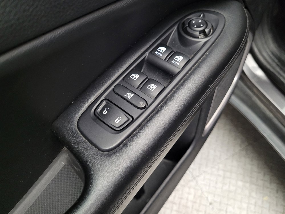 Used 2018 Jeep Compass Altitude w/ Popular Equipment Group image 27