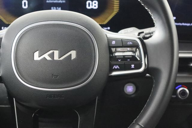Used 2024 Kia Sorento S image 10