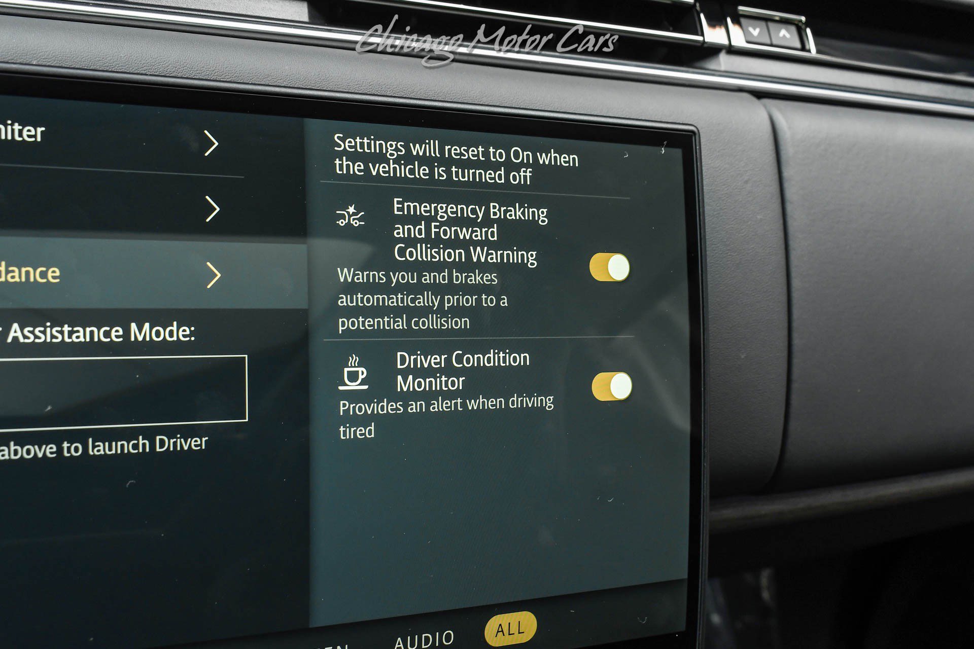 Used 2024 Land Rover Range Rover SE image 17