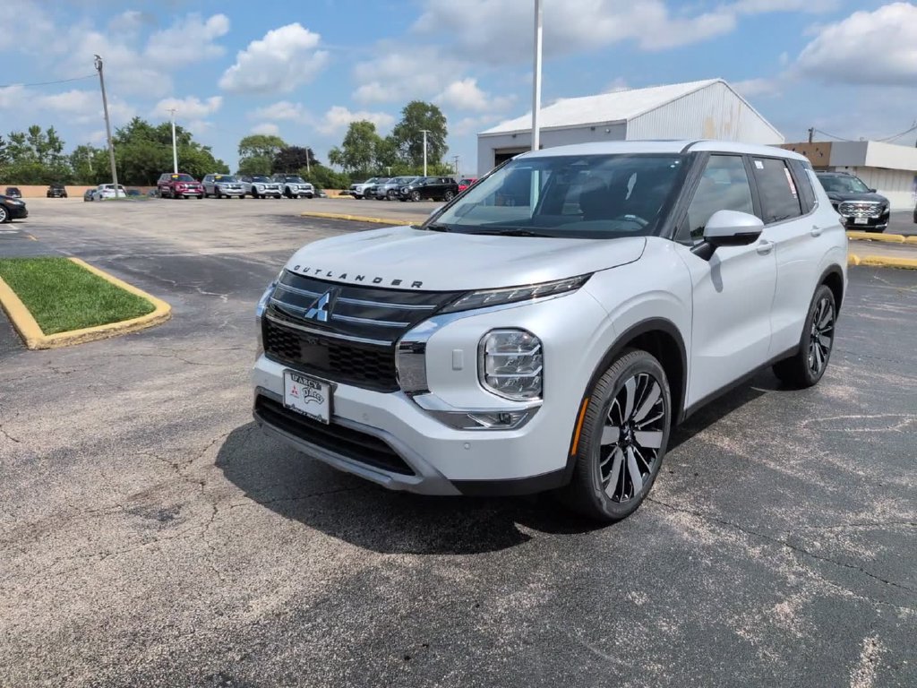 New 2026 Mitsubishi Outlander SE AWD/4WD image 11