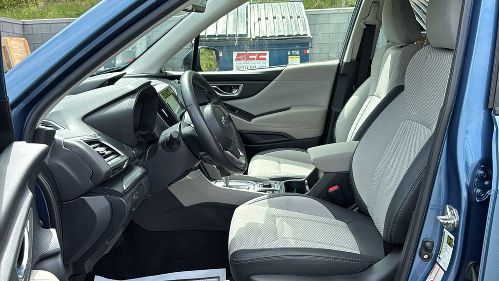 Used 2019 Subaru Forester Premium AWD/4WD image 10