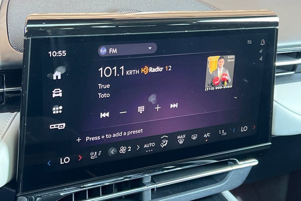 Used 2024 Lincoln Nautilus Reserve w/ Equipment Group 202A image 21