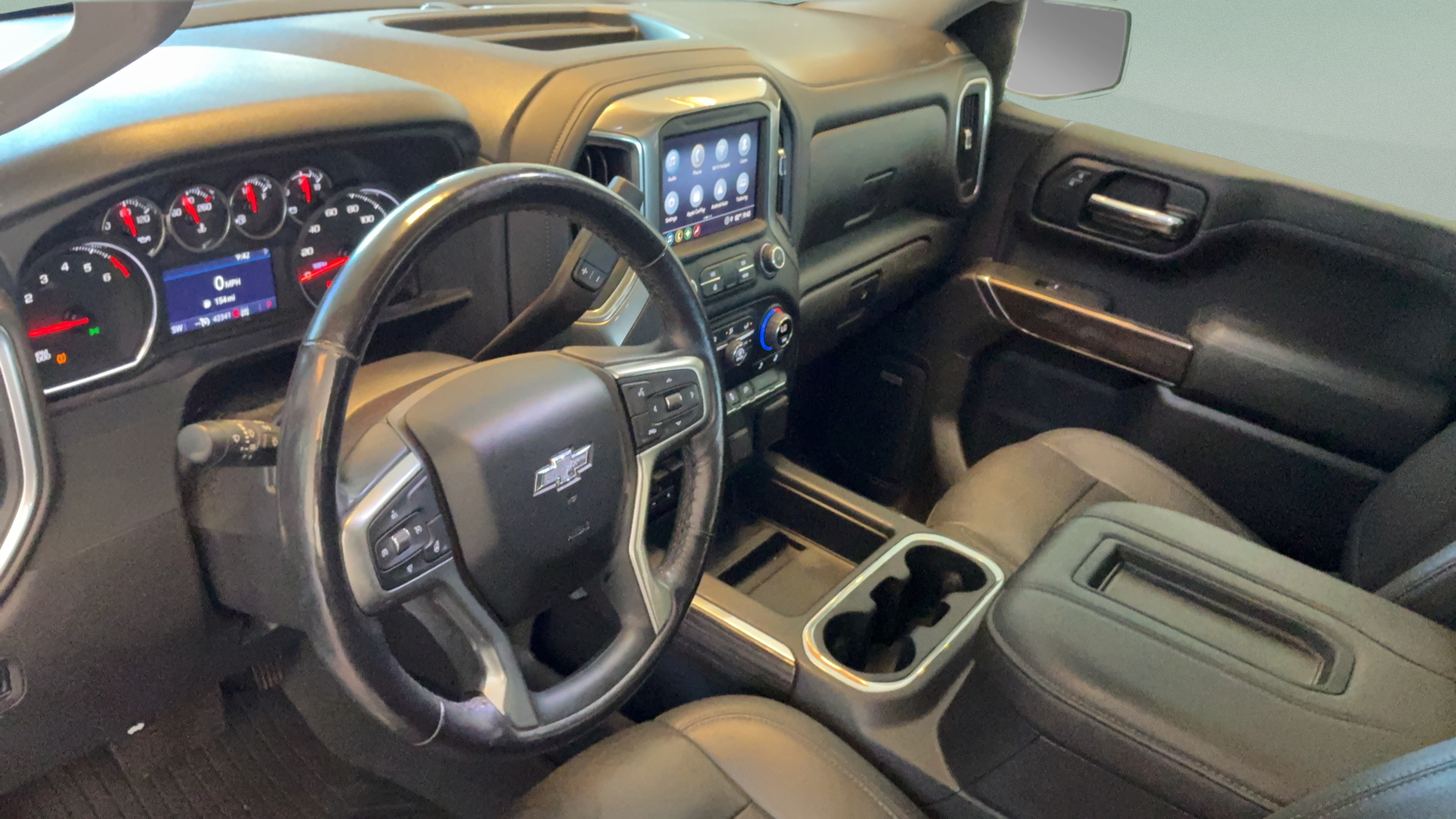 Used 2022 Chevrolet Silverado 1500 LT Trail Boss w/ Convenience Package II AWD/4WD image 18