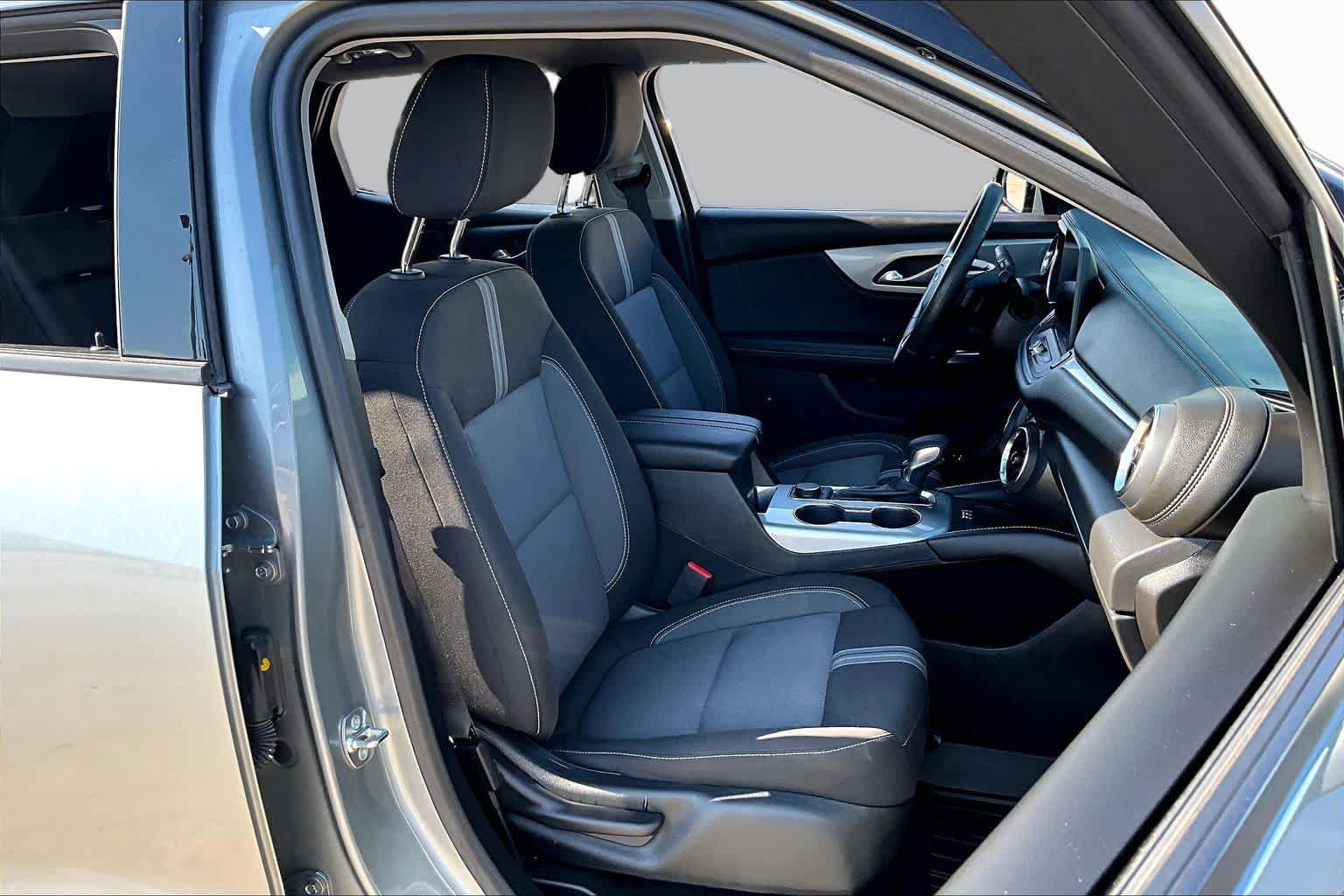 Certified 2024 Chevrolet Blazer LT w/ Convenience Package FWD image 9