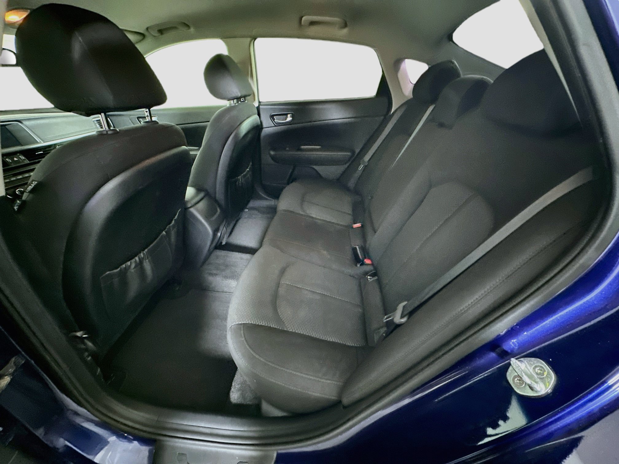 Used 2018 Kia Optima LX FWD image 26