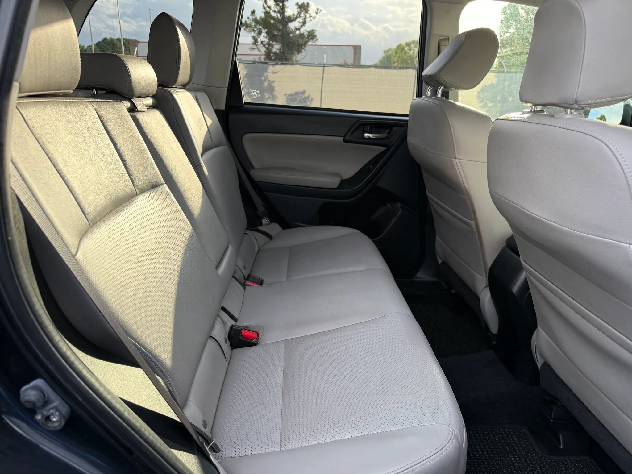 Used 2014 Subaru Forester 2.5i Limited AWD/4WD image 20