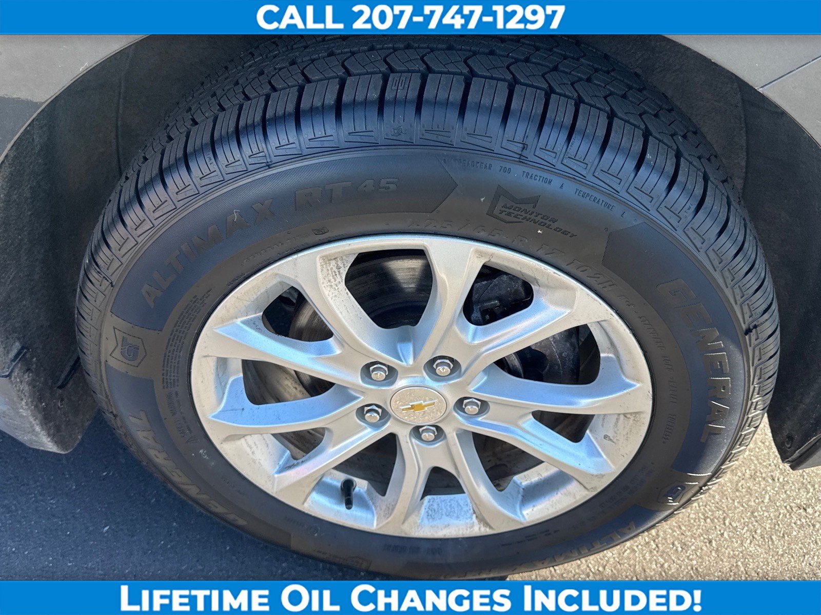 Used 2021 Chevrolet Equinox LS w/ LPO, Blackout Package AWD/4WD image 12