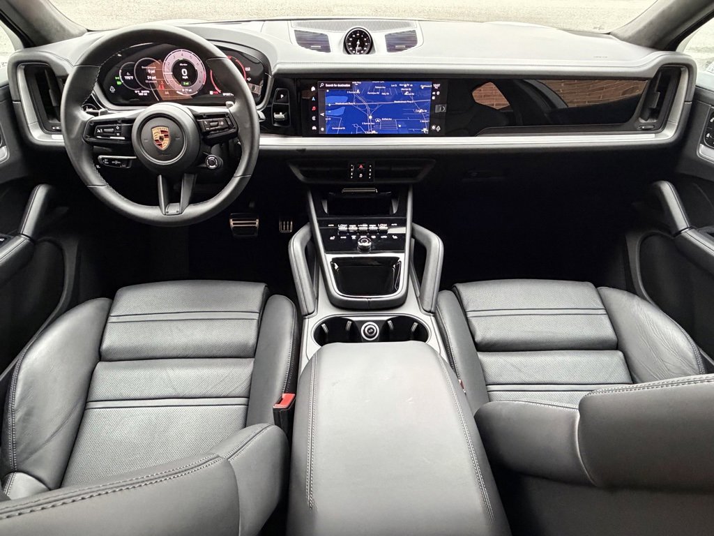 Certified 2024 Porsche Cayenne Turbo image 13