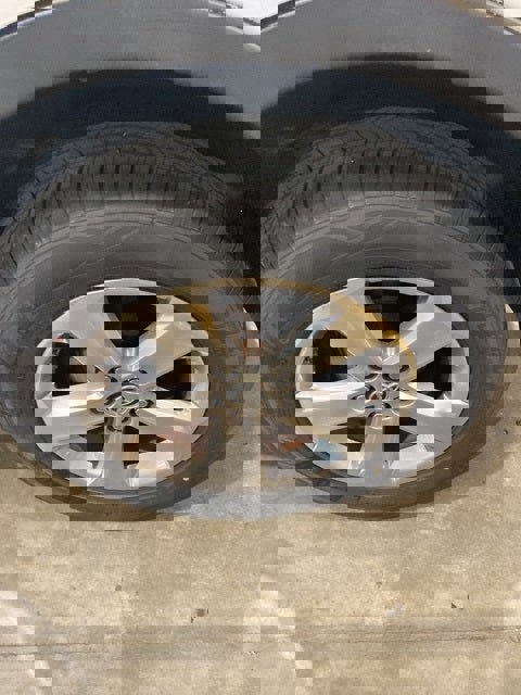 Used 2015 Toyota RAV4 XLE image 28