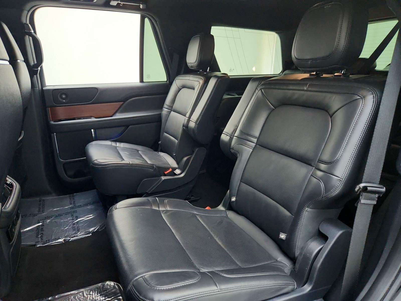 Used 2024 Lincoln Navigator Reserve image 24