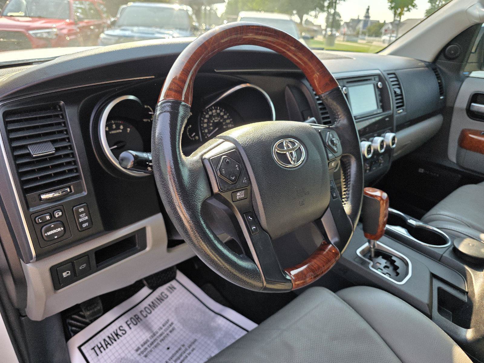Used 2018 Toyota Sequoia Platinum AWD/4WD image 8