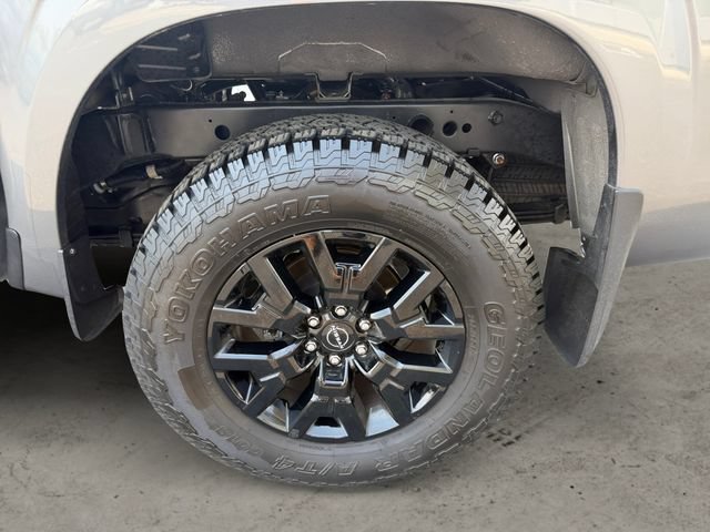 Certified 2026 Nissan Frontier SV w/ All-Weather Content Package AWD/4WD image 8