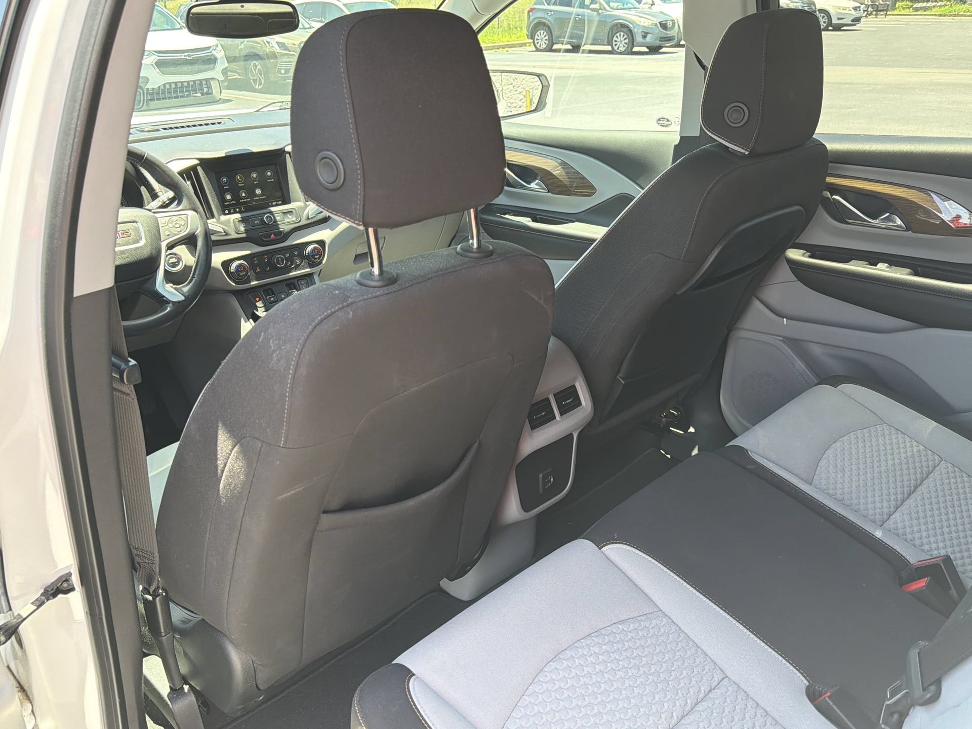 Used 2019 GMC Terrain SLE w/ Driver Convenience Package FWD image 19