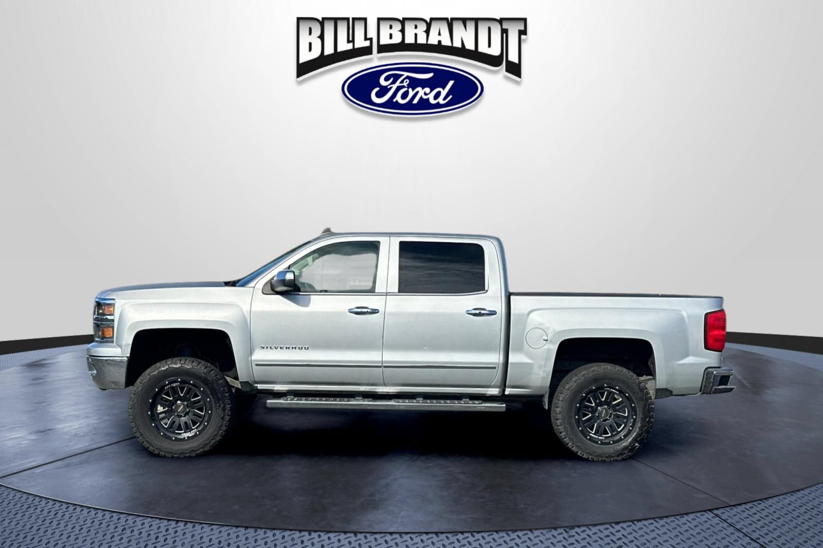 Used 2015 Chevrolet Silverado 1500 LTZ RWD image 6