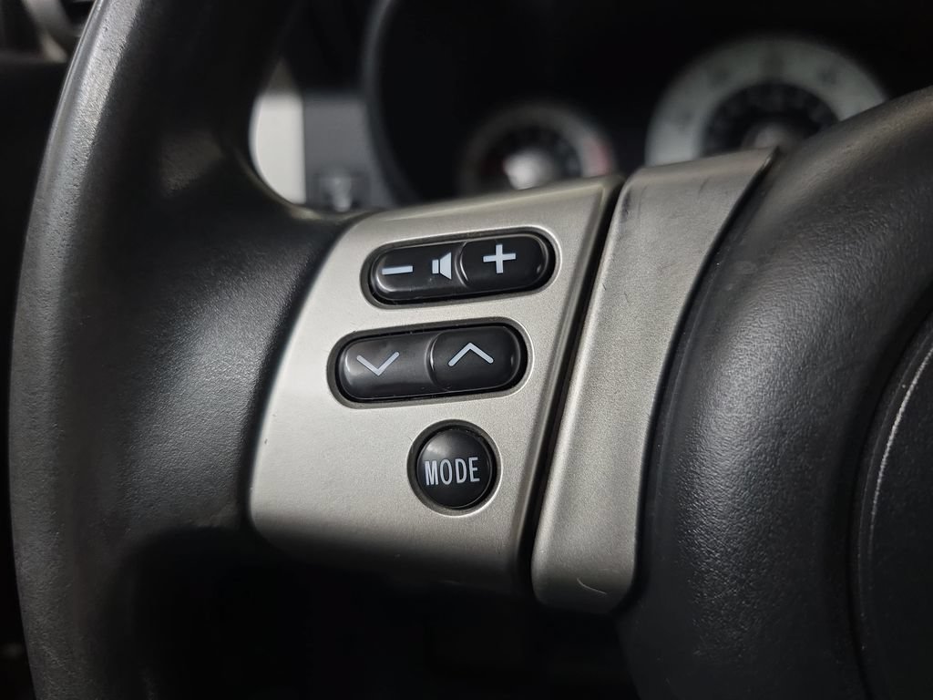 Used 2012 Toyota FJ Cruiser 4WD w/ Convenience Pkg image 19