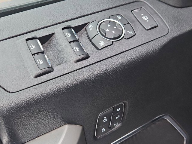 Used 2021 Ford F350 Lariat w/ Lariat Ultimate Package image 10