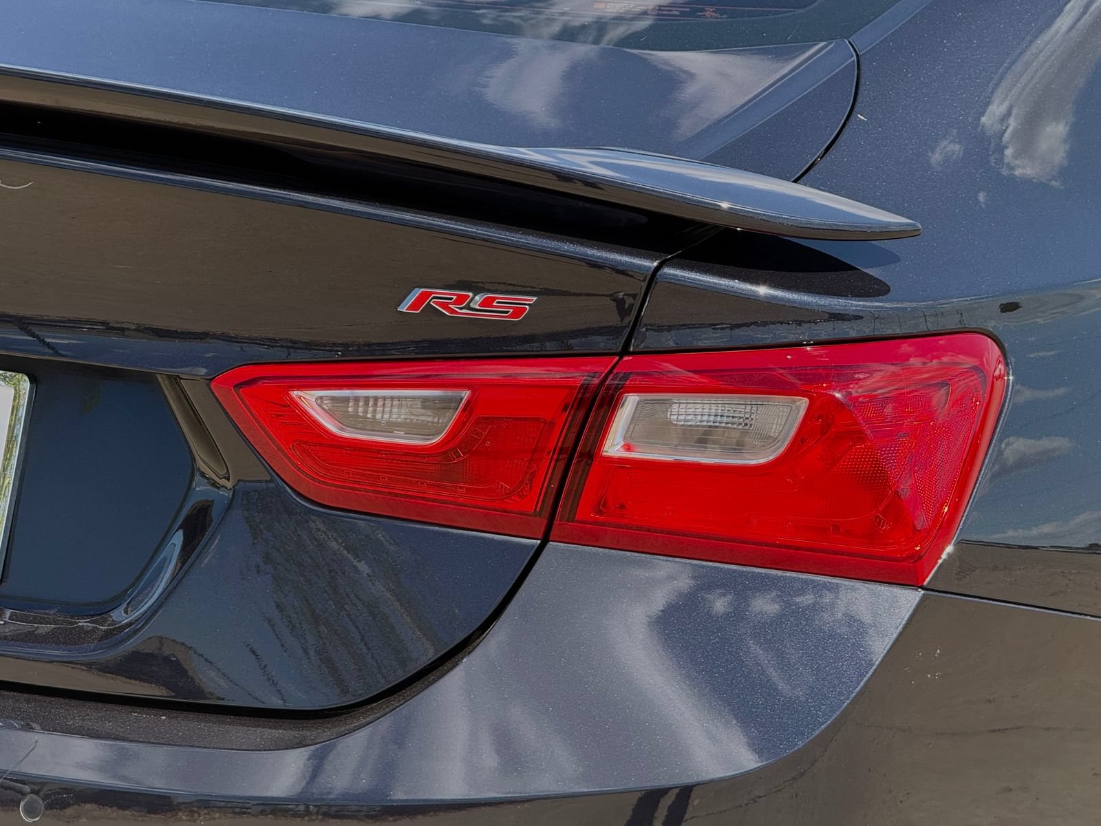 Used 2022 Chevrolet Malibu RS FWD image 7