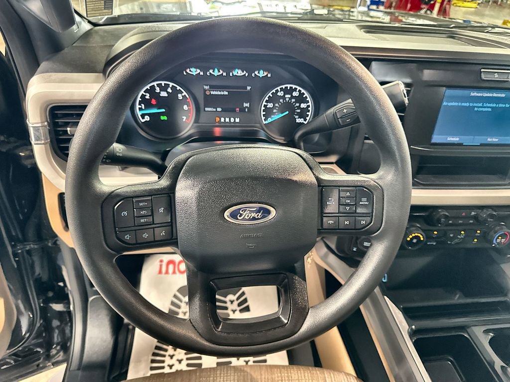 Used 2025 Ford F250 XLT w/ FX4 Off-Road Package AWD/4WD image 17