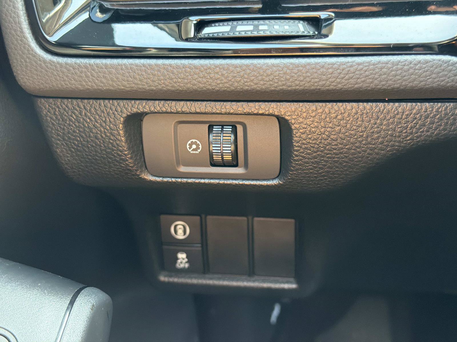 Used 2024 Honda Civic EX-L image 29
