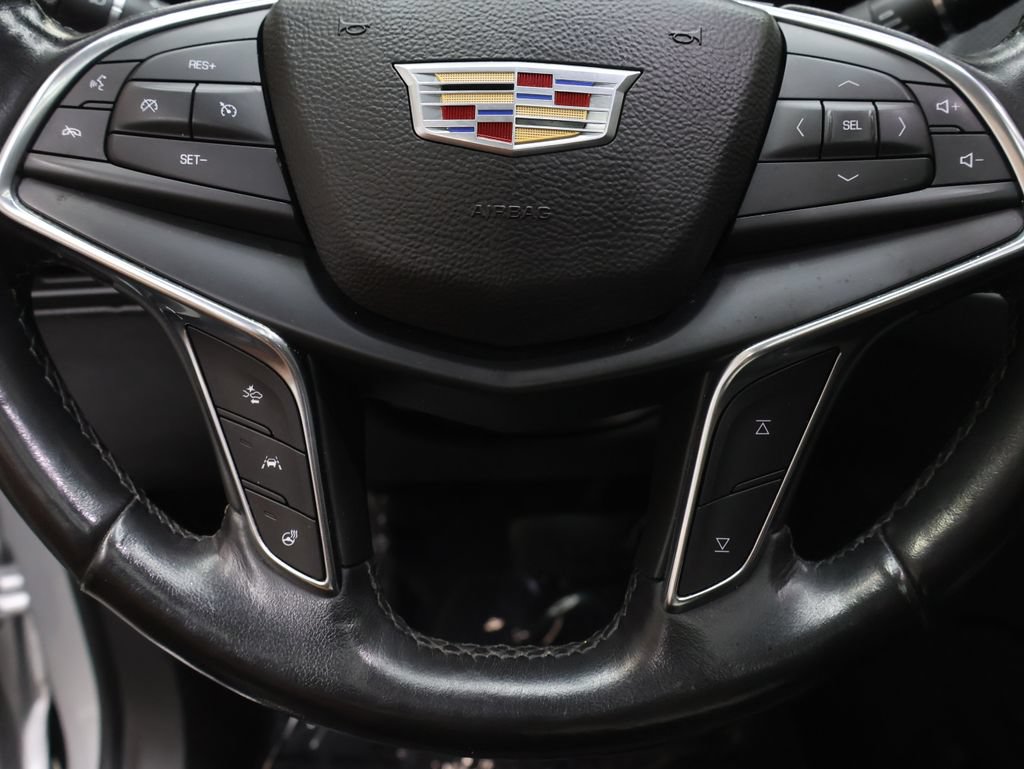 Used 2019 Cadillac XT5 Premium Luxury FWD image 18