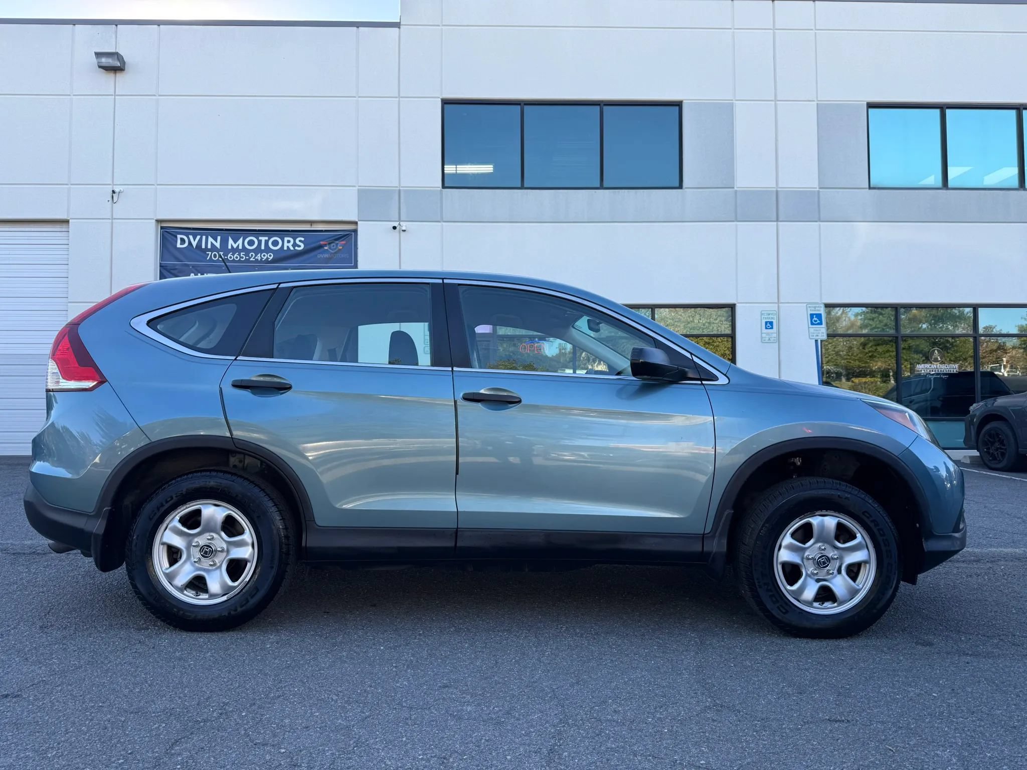 Used 2013 Honda CR-V LX image 3